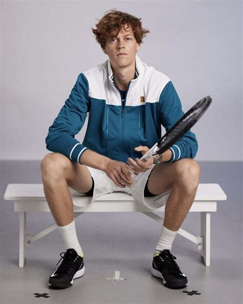 nike tennis jannik sinner